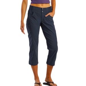 Title Nine Clamber Capri, size 8, navy blue